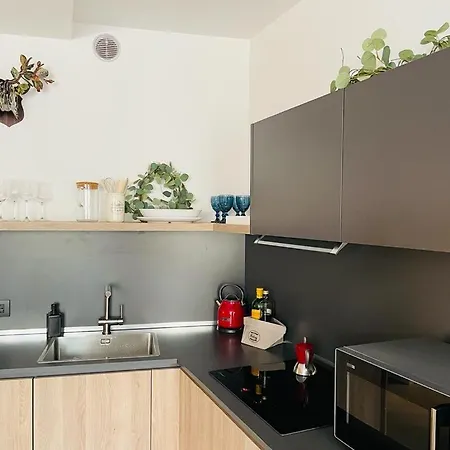 Apartment Muros - Modern Living In Trento
