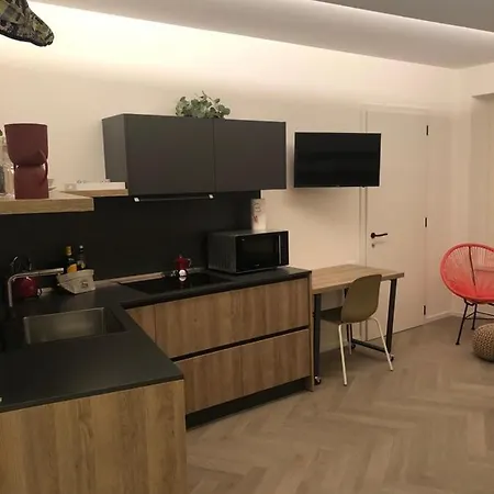 Muros - Modern Living In 트렌토