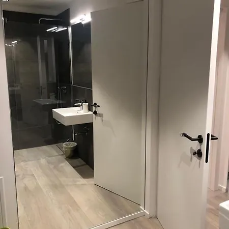 Muros - Modern Living In