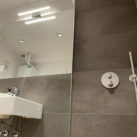 Muros - Modern Living In *