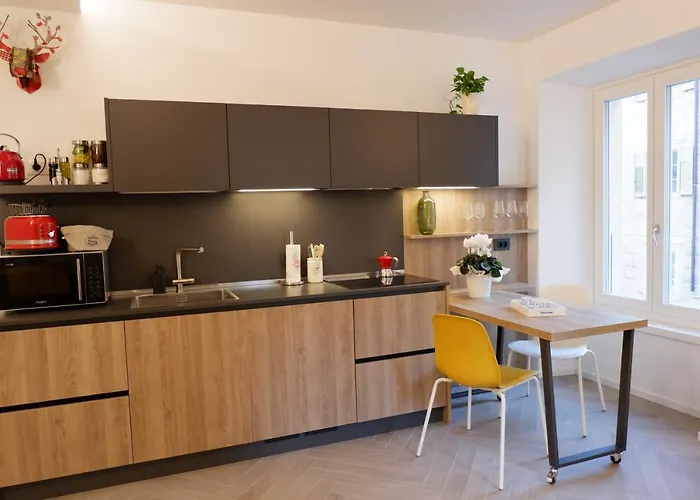 Muros - Modern Living In