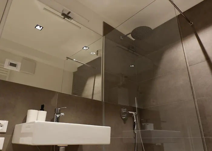 Muros - Modern Living In